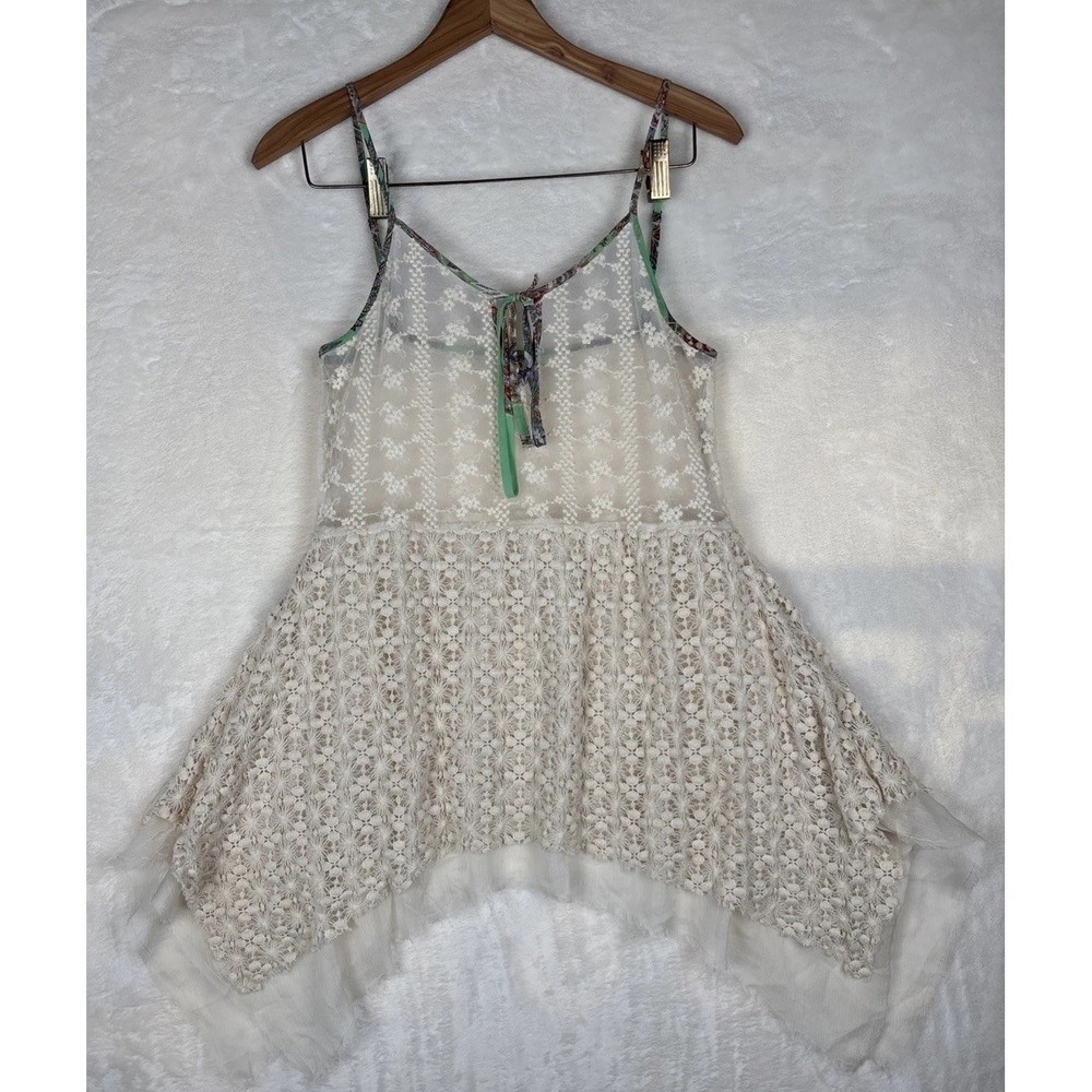 G by BKE‎ Tank Top Women XS Cream Sheer Floral Lace Handkerchief Hem Boho Fairy